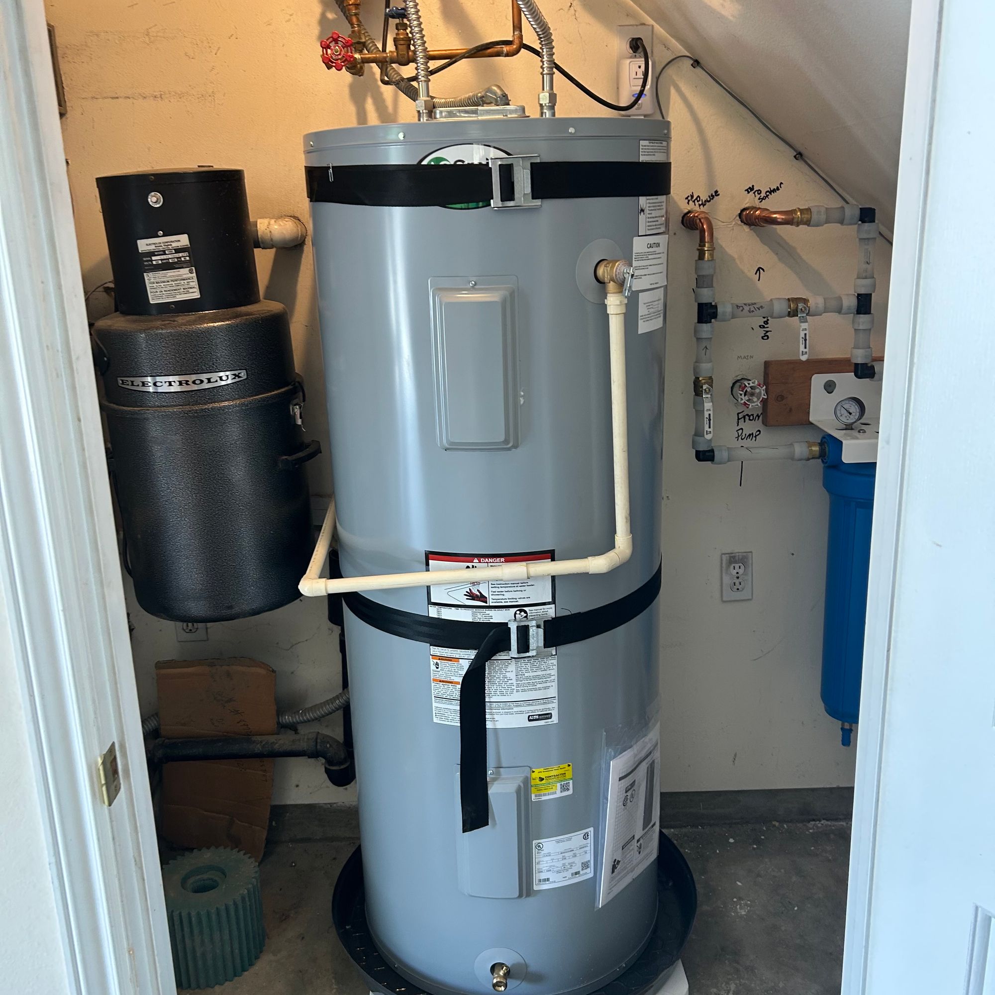 Water heater and filtration